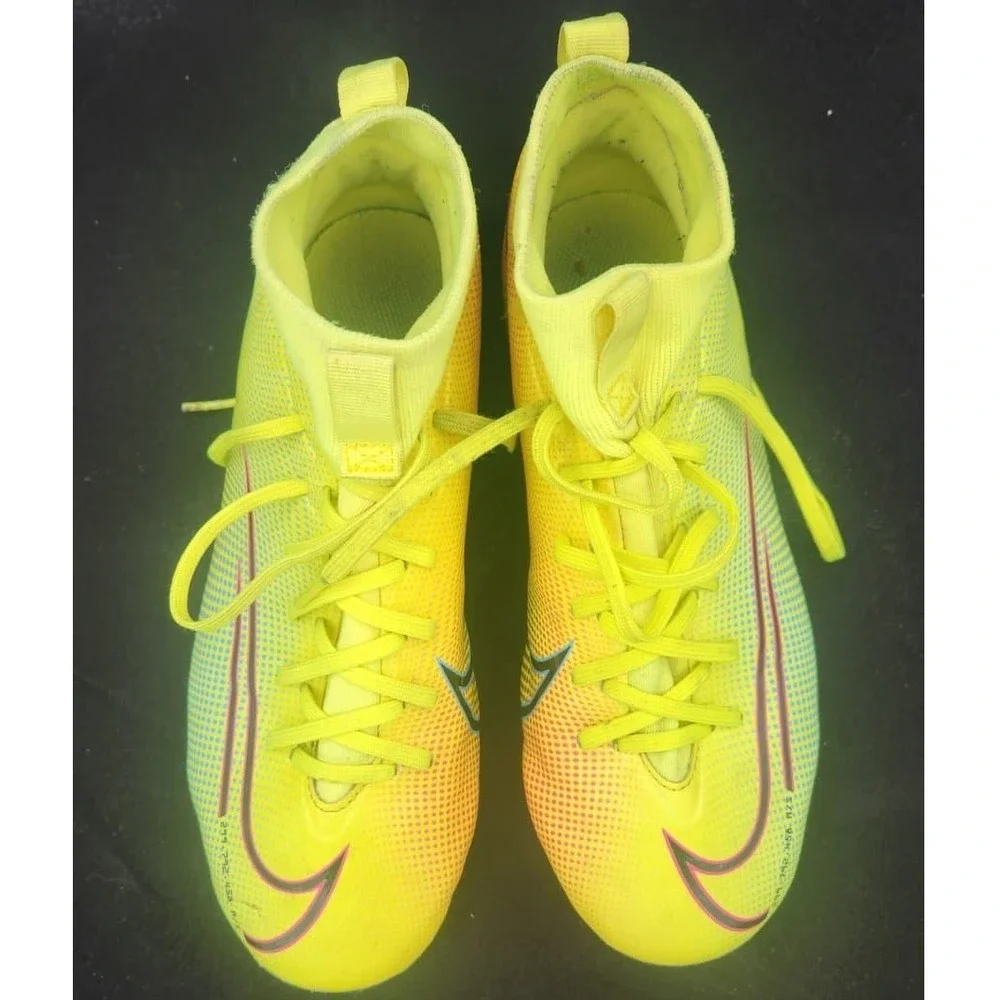 NIKE Mercurial Football Boots Yellow SIZE 5Y